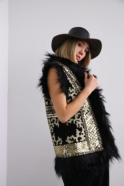 ibBan Hand Embroidered Winter Gilet | Women's Fur Gilet - Alara