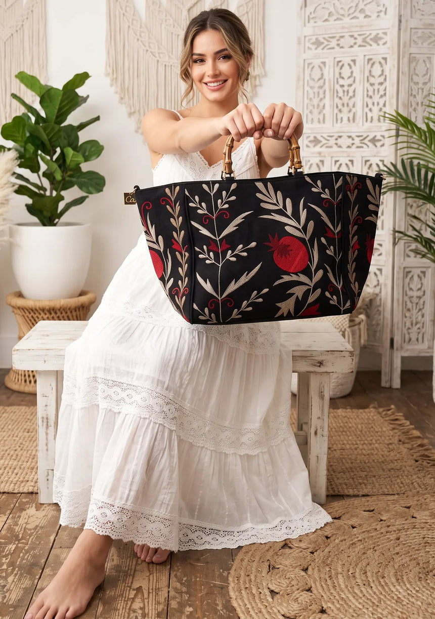 Women's Embroidered Canvas Handbag - Tona