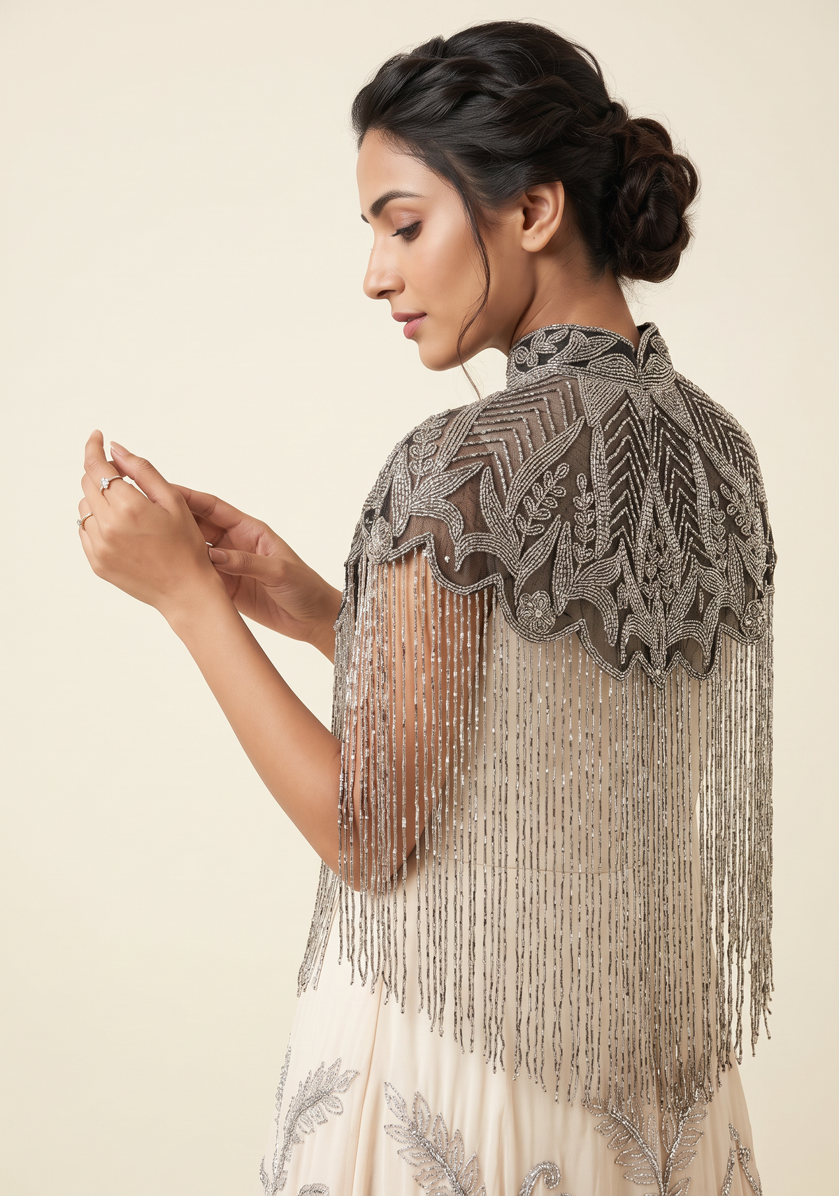 ibBan Beaded Net Neck Cape with Fringe - Sela