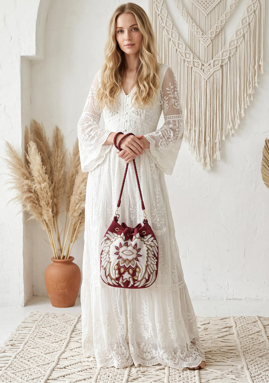 ibBan Embellished hand Embroidery Bucket Bag - Loana